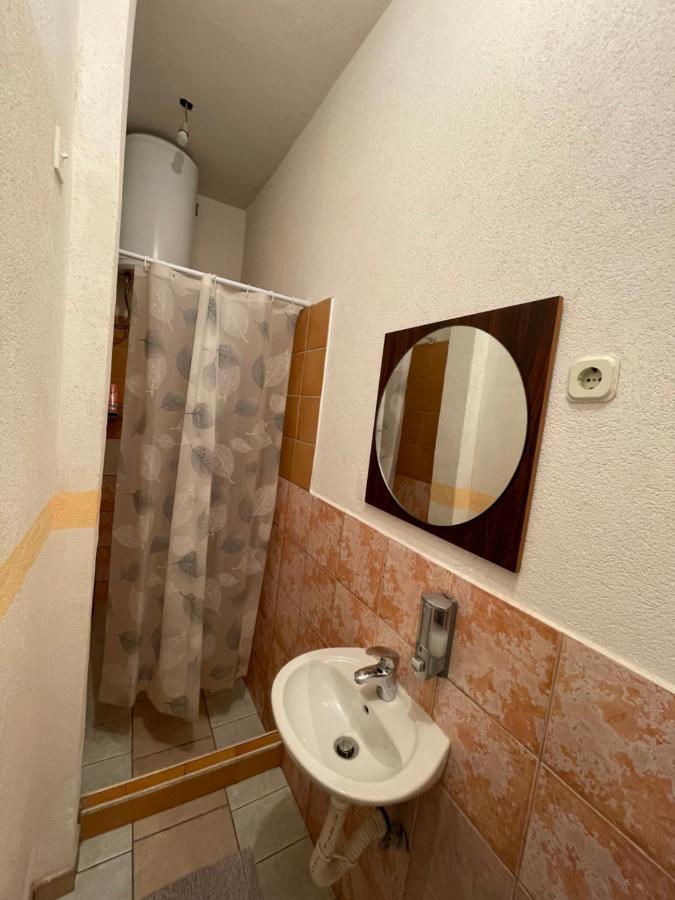 Rooms Deny Mostar Exteriör bild