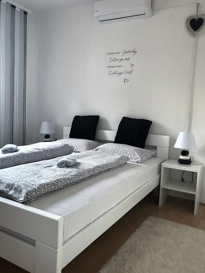 Rooms Deny Mostar Exteriör bild